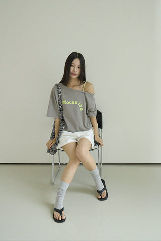 one-shoulder print Top