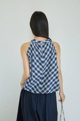 plaid puffy Top