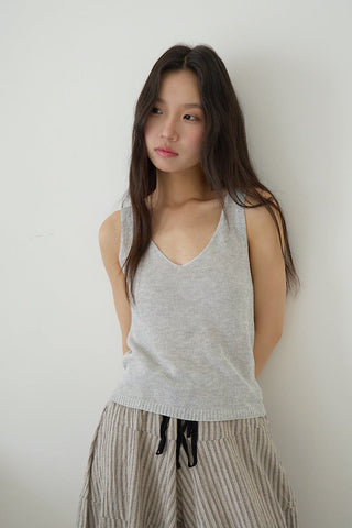 linen sleeveless Top