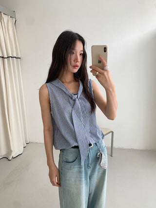plaid sleeveless Top