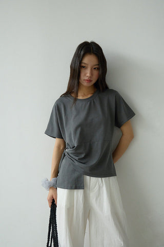twist hem Top
