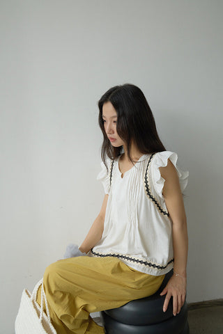 ruffle V-neck Top