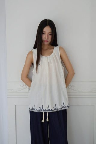 embroidered Top top