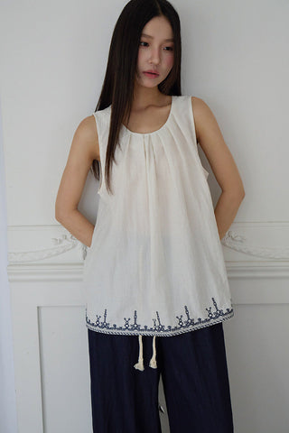 embroidered Top top