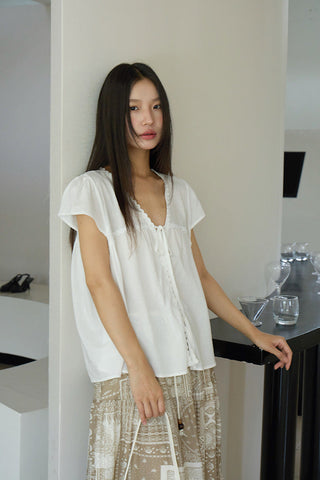 lace ruffled top