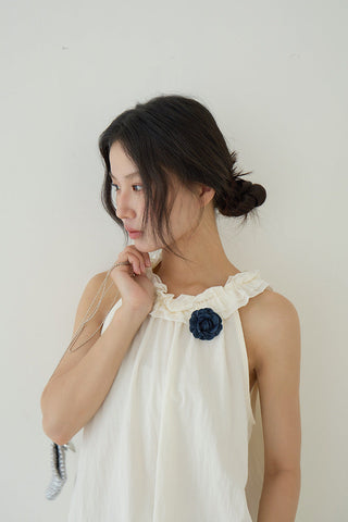 bud pin Top