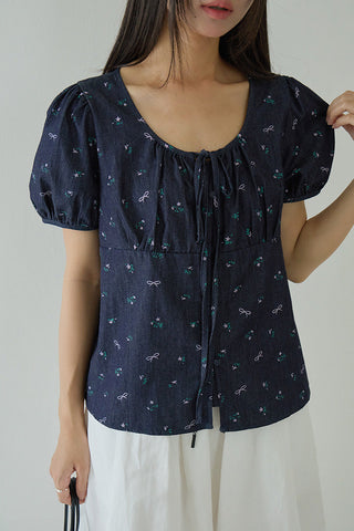 pleated bow top