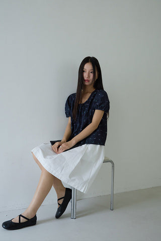 pleated bow top
