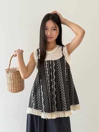 lace hollow Top