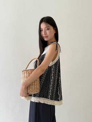 lace hollow Top
