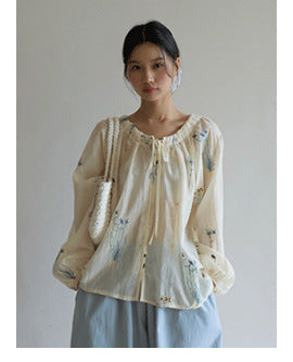 letter pleated top