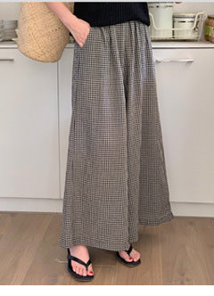 letter pleated top