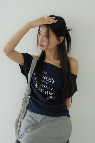 letter pleated top