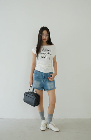 letter pleated top