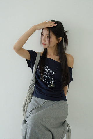 letter pleated top