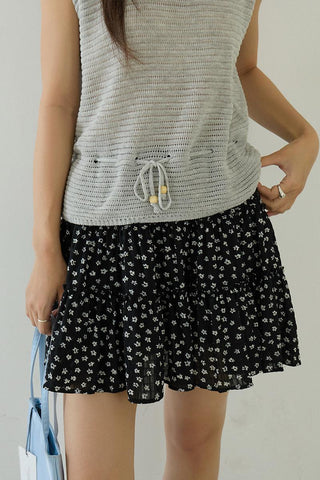 black cake skirt