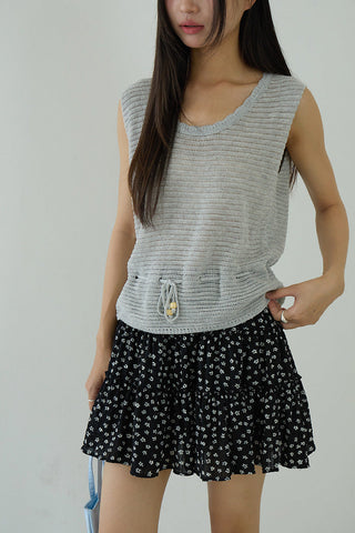 black cake skirt