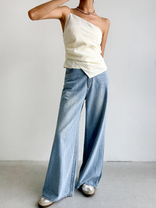Diagonal Collar Strap Vest