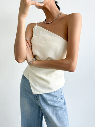 Diagonal Collar Strap Vest