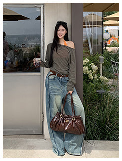 Wide-Leg Jeans