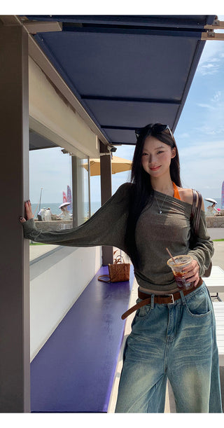 Wide-Leg Jeans