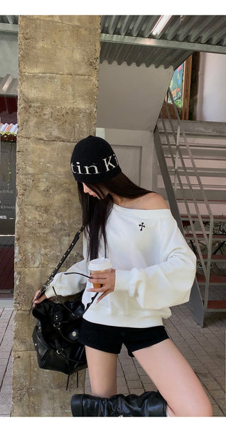 Hooded Sweater White