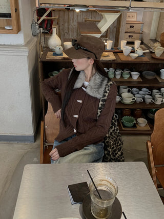 horn button cardigan