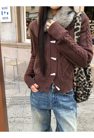 horn button cardigan