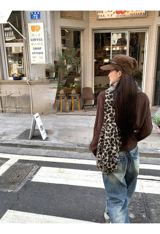 horn button cardigan