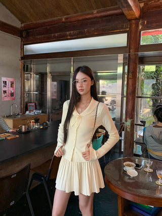 design knit sweater Skirt suit