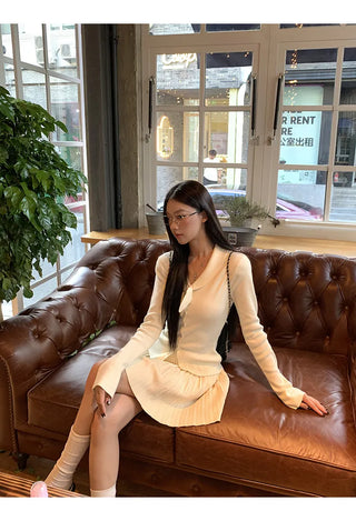 design knit sweater Skirt suit