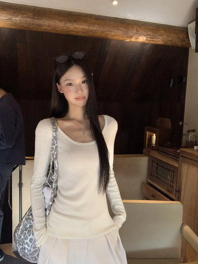 white slim sweater