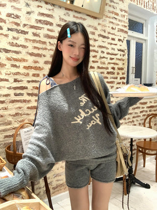 gray loose sweater