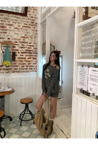 gray loose sweater