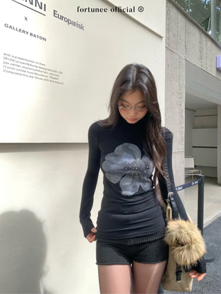 flower rhinestone tee