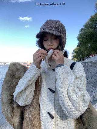 horn button cardigan