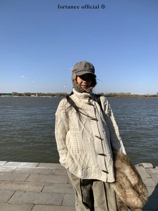 horn button cardigan