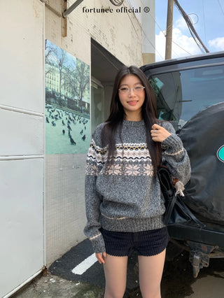 fairisle round sweater