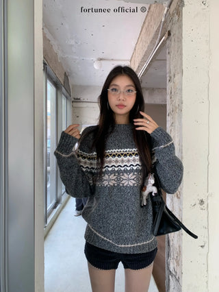 fairisle round sweater