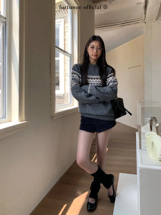 fairisle round sweater