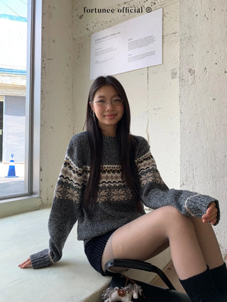 fairisle round sweater