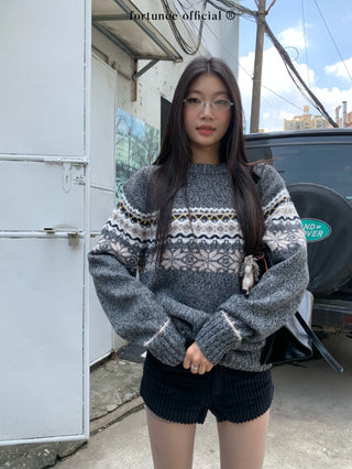 fairisle round sweater
