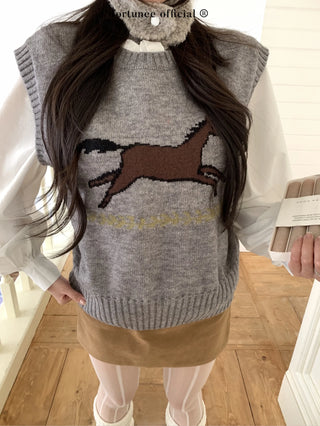 horse jacquard vest
