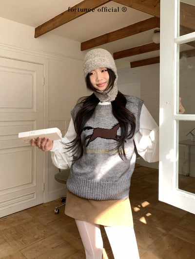horse jacquard vest
