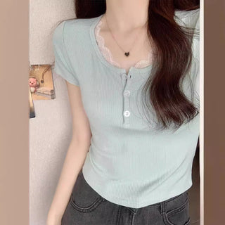Lace short -sleeved T -shirt