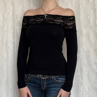 Off-shoulder lace stitching knit top
