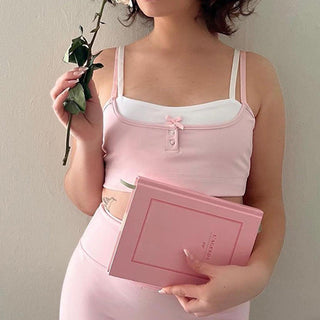 Soid color matching fake two piece crop top