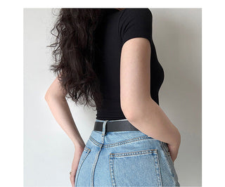 V -neck solid color slim top