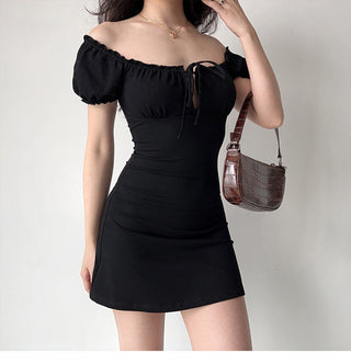 Hollow lace bubble sleeve slim top