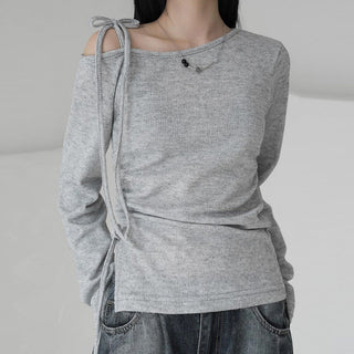 Diagonal Collar Self-Tie Pleated Top